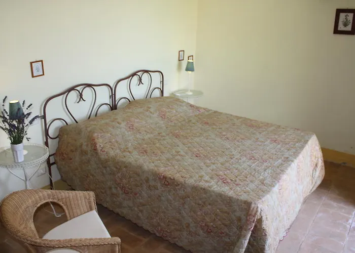 مزرعة للإقامة La Casa Di Piandelbello *